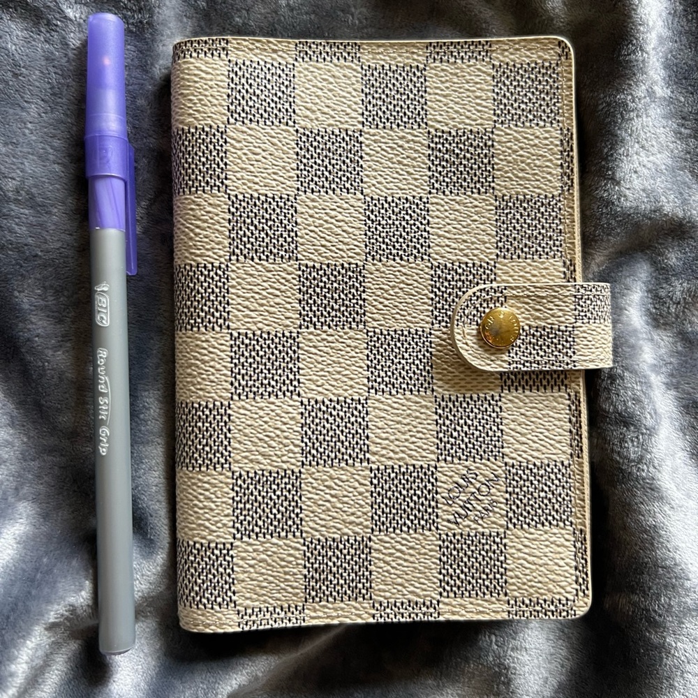 100% Authentic Louis Vuitton small agenda